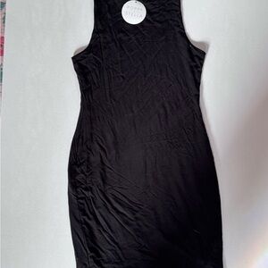 Black Sleeveless Dress